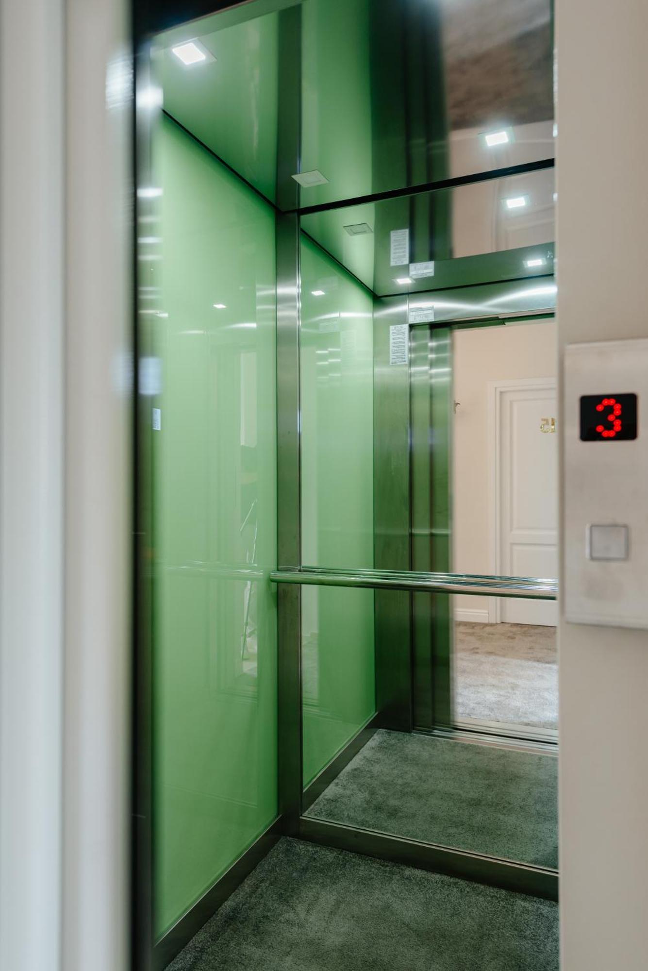 Ateneea Luxury Rooms Κλουζ-Ναπόκα Εξωτερικό φωτογραφία