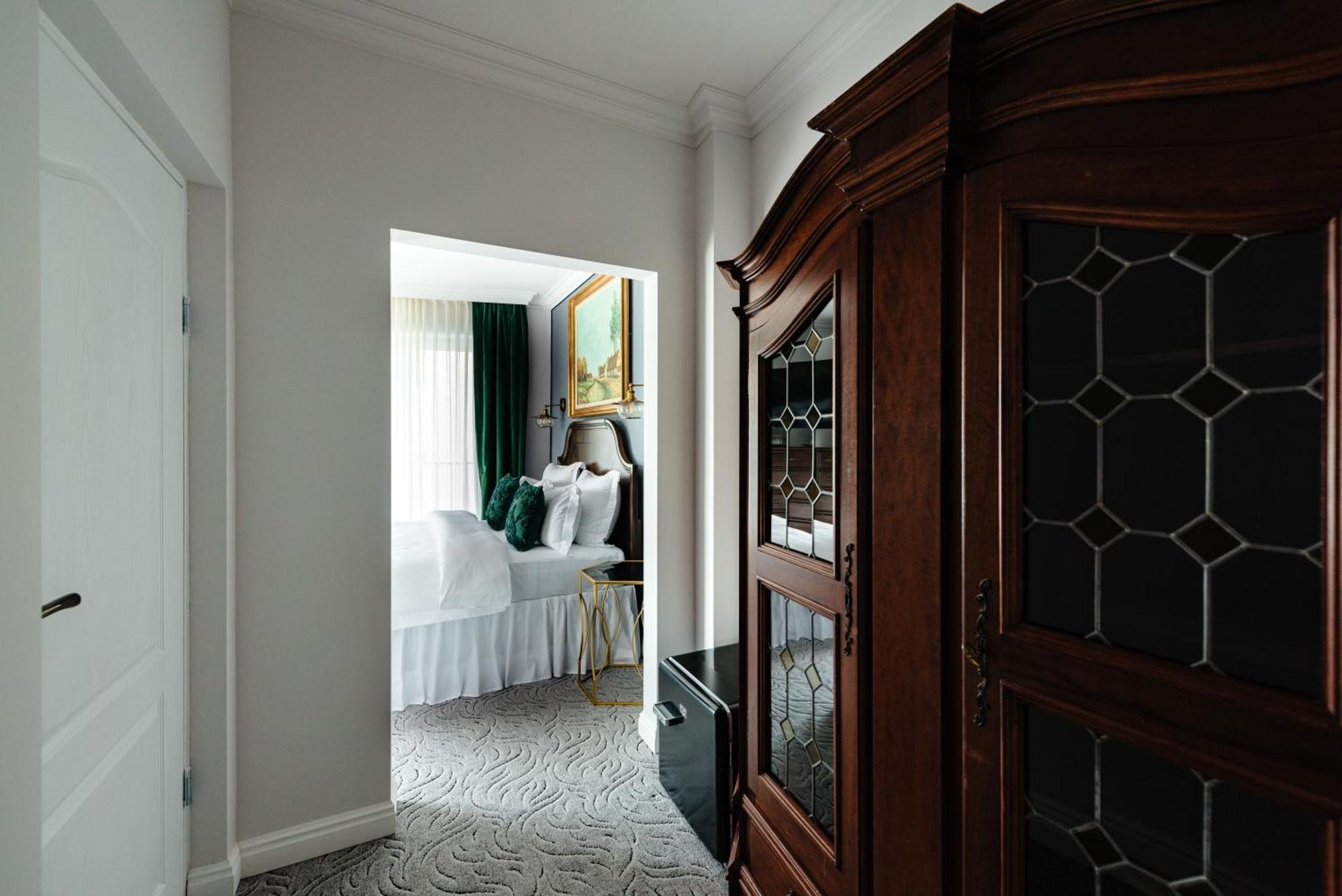 Ateneea Luxury Rooms Κλουζ-Ναπόκα Εξωτερικό φωτογραφία