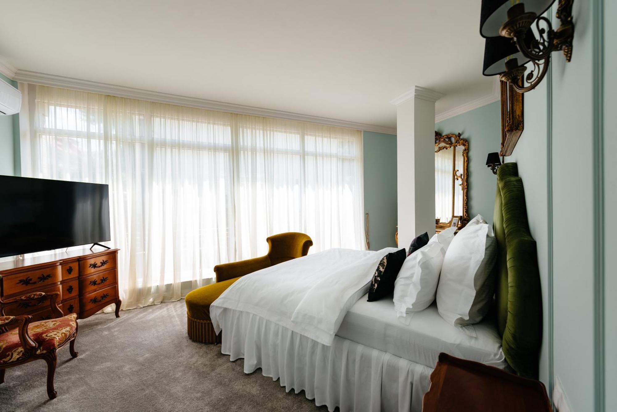 Ateneea Luxury Rooms Κλουζ-Ναπόκα Εξωτερικό φωτογραφία