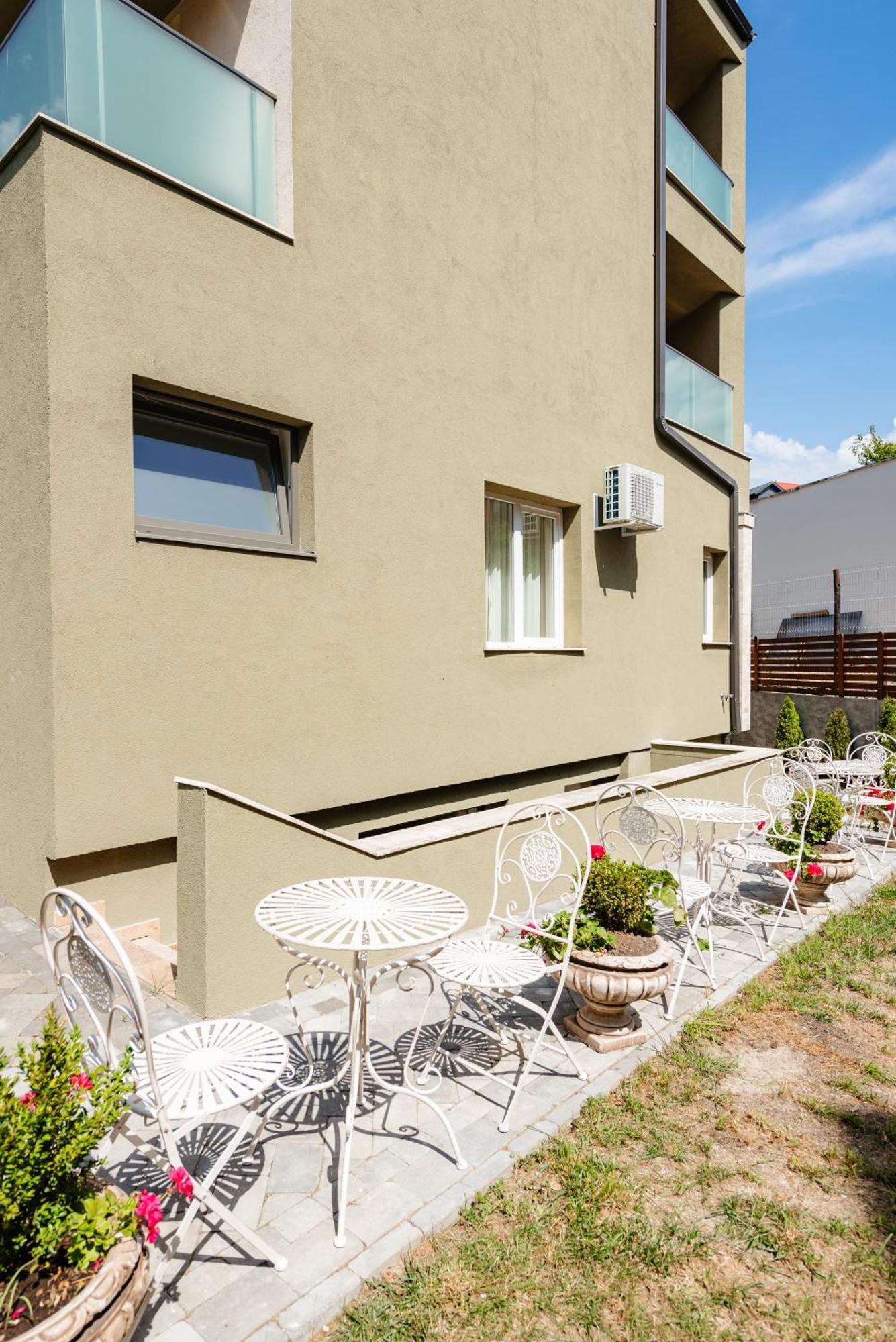 Ateneea Luxury Rooms Κλουζ-Ναπόκα Εξωτερικό φωτογραφία